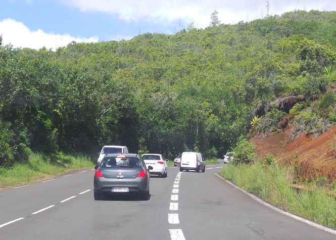 La route de la Montagne rouverte côté Possession après des inspections