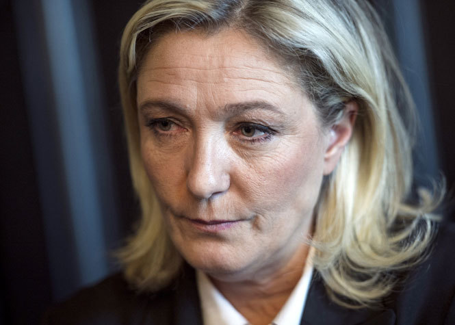Marine Le Pen réélue présidente du Front national 