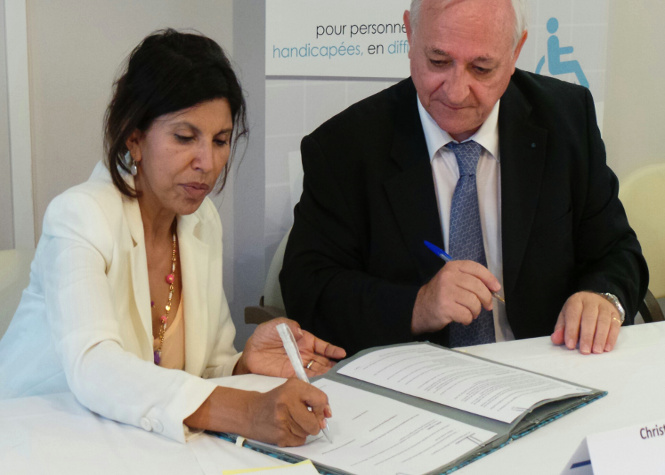 St-Denis: Le Conseil Général et la Fehap signent pour 119 nouveaux emplois d'avenir