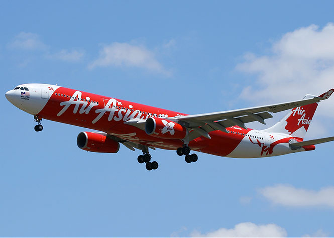 Vol disparu d'AirAsia : Le pilote voulait échapper à une tempête