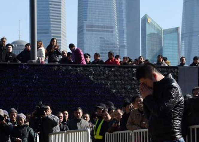 Bousculade mortelle à Shanghai pour des billets d'argent factices