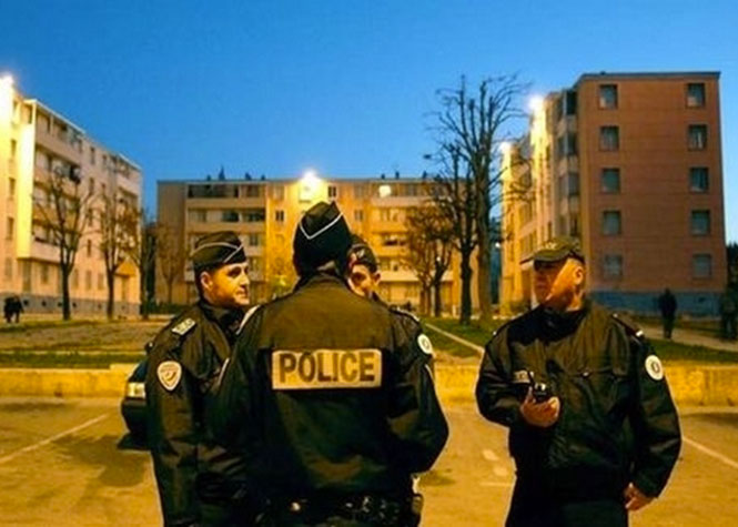 Marseille : Quatre personnes en garde à vue après les tirs de kalachnikov à la Castellane