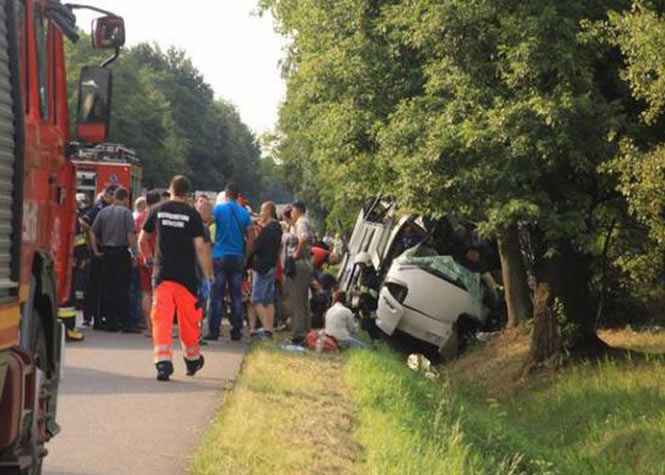 Pologne : Un grave accident d'autocar fait 5 morts et 27 blessés