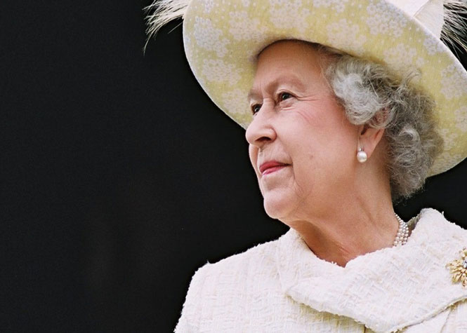 Elizabeth II va battre le record de longévité sur le trône de Victoria
