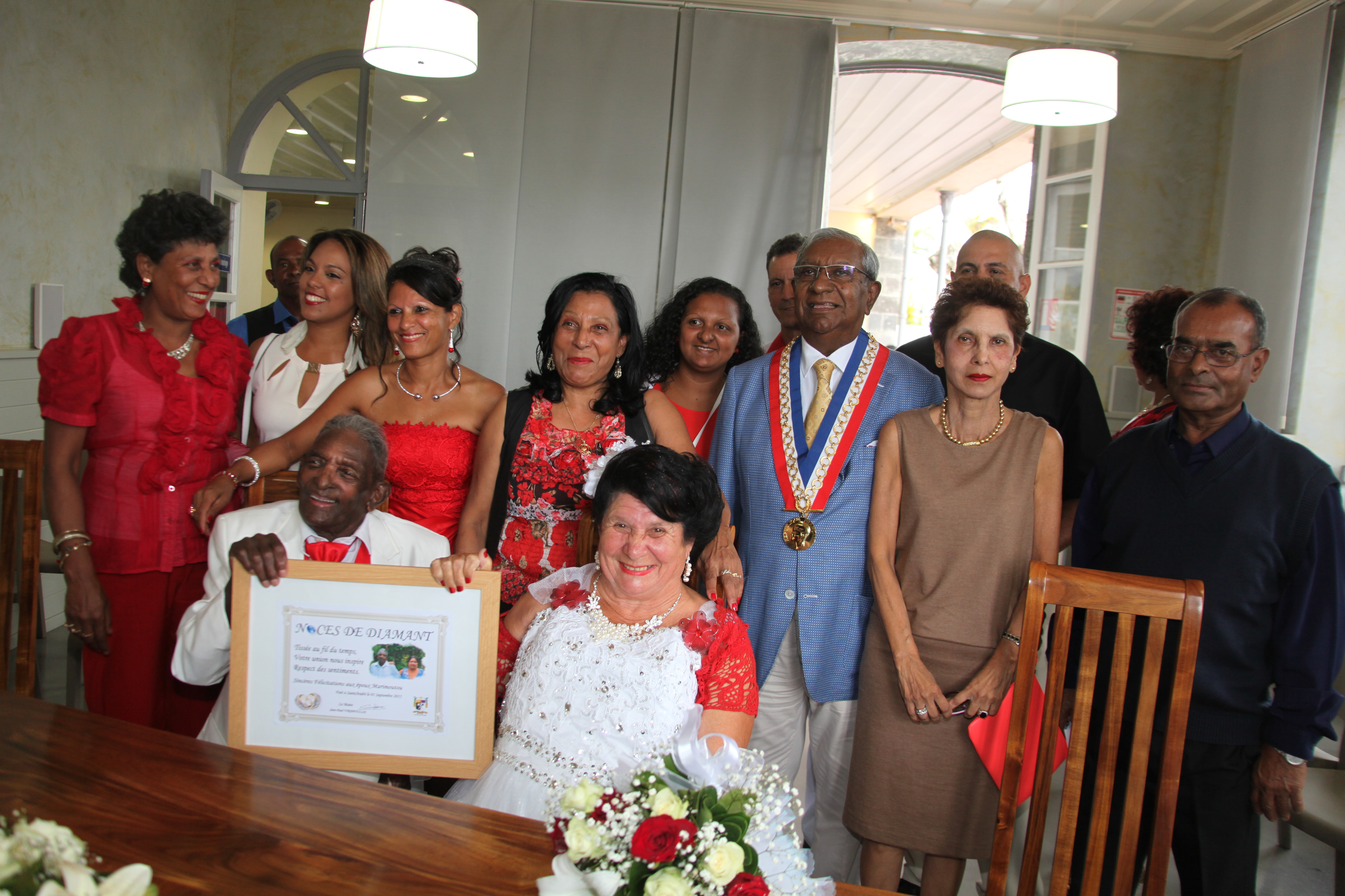 St-André: Marie Estella et Raymond Marimoutou fêtent noblement leurs noces de diamant