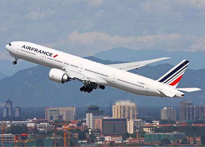 La bombe retrouvée dans le Boeing 777 d'Air France était factice