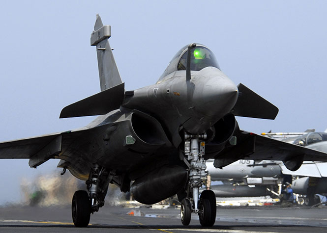 En Irak, la France a bombardé des positions stratégiques de Daech