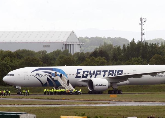 Egyptair : "Aucune hypothèse ne peut être écartée à ce stade" 