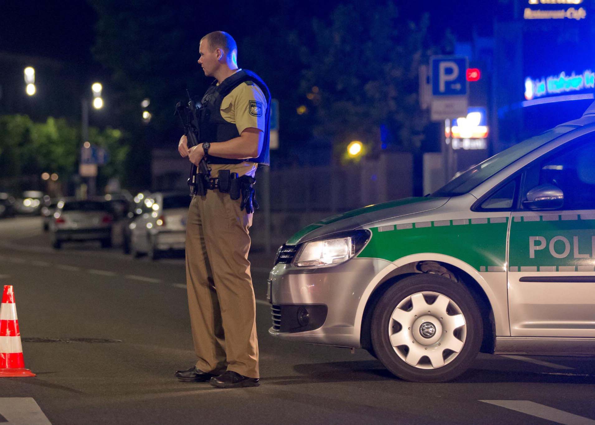 Nouvel attentat en Allemagne : Un réfugié syrien se fait exploser et blesse 12 personnes, dont 3 grièvement
