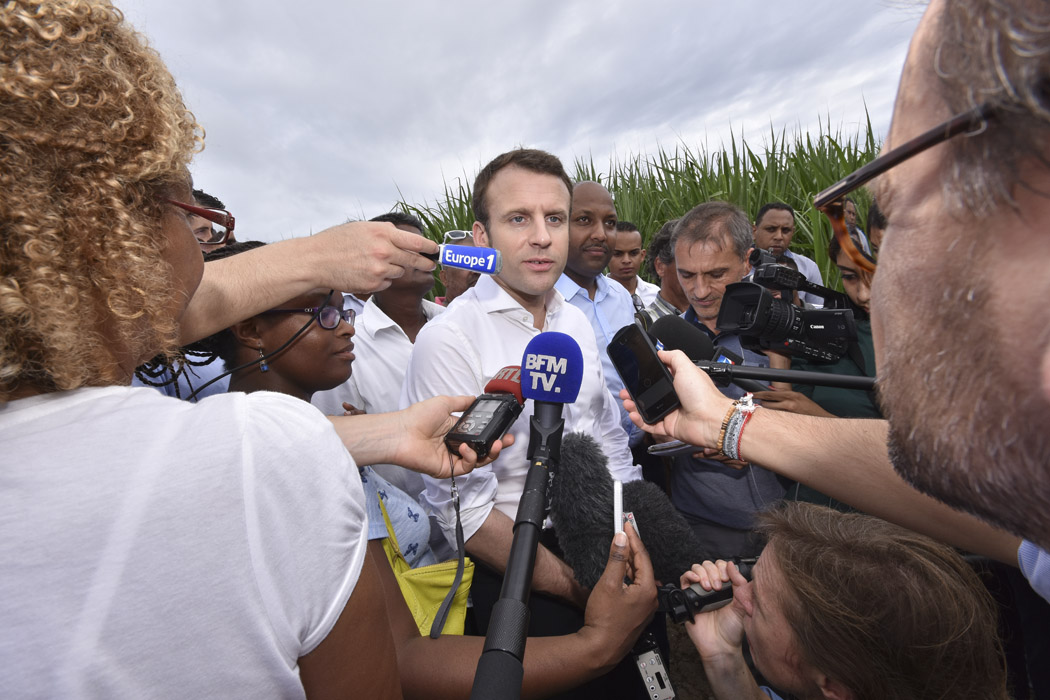 [Retour Images] Macron: "vis ma vie de coupeur de canne !"
