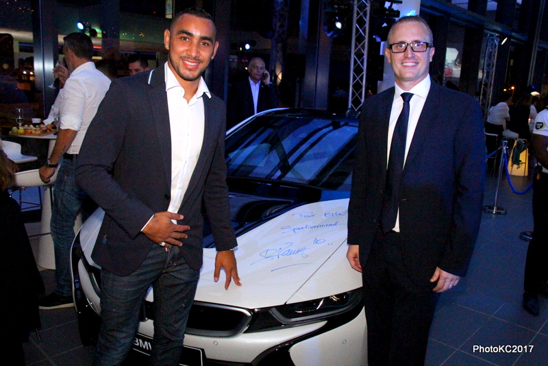 "Pour BMW sportivement" signé de Dimitri Payet avec Philippe Alexandre Rebboah Directeur de Leal Réunion