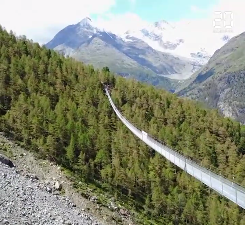 [VIDEO] Inauguration du plus haut pont suspendu du monde en Suisse