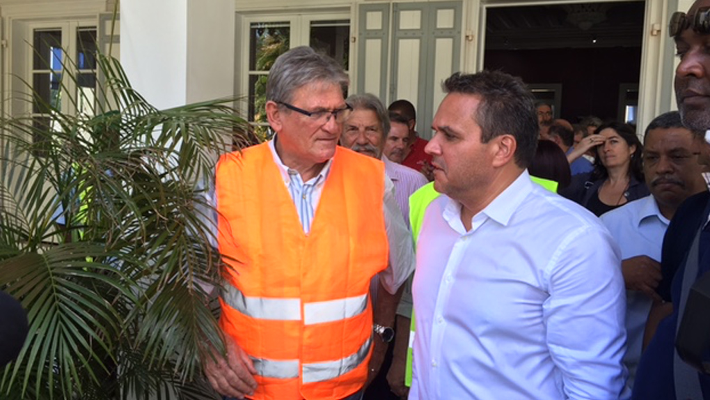 Bernard Siriex, président de la FRBTP et Didier Robert, président de la Région Réunion, à la sortie de leur entrevue