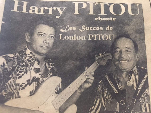 Le père et le fils, Loulou et Harry Pitou, grands écumeurs des bals du samedi soir.