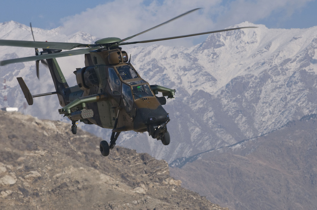 Au moins cinq morts dans deux crashs d'hélicoptères de l'Armée de Terre