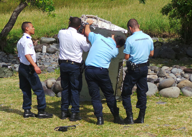 En juillet 2015 sur une plage de Saint-André, un flaperon du Boeing 777 avait été retrouvé.