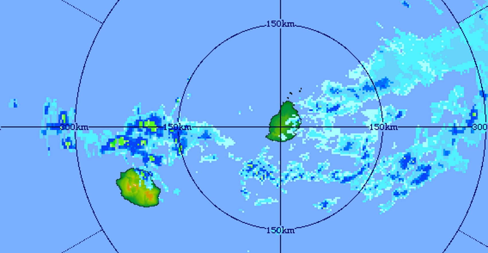 Des bandes actives circulent juste au nord de la Réunion et touchent en partie les régions nord et est. Image du radar de Trou Aux Cerfs centrée sur les Iles Soeurs. Image de 7h41
