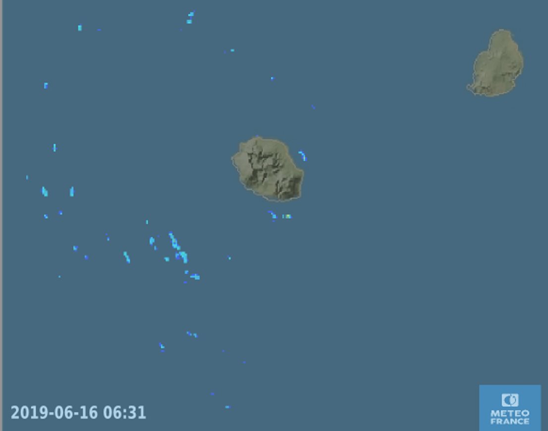 06h31: les radars montrent quelques entrées maritimes possibles sur l'Est et le Sud tôt ce matin. METEO FRANCE