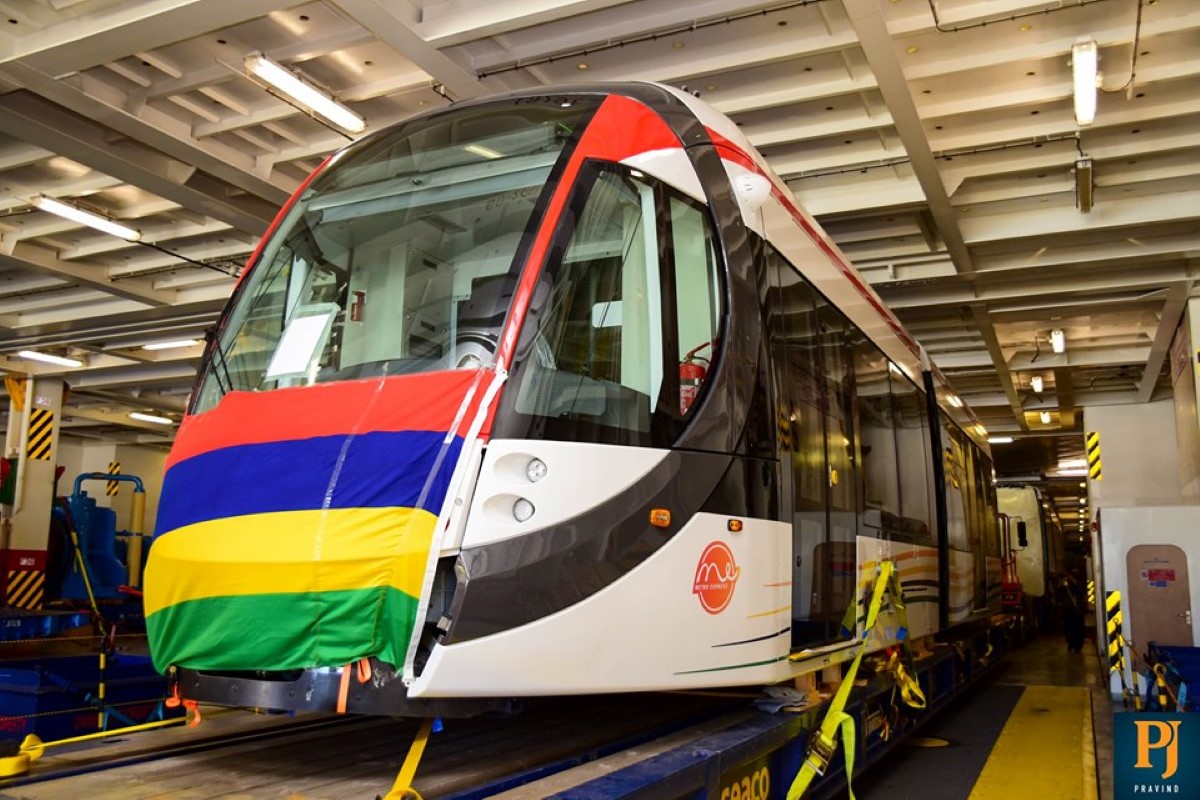 Metro Express: L'île Maurice a accueilli son premier train baptisé "Mauricio"