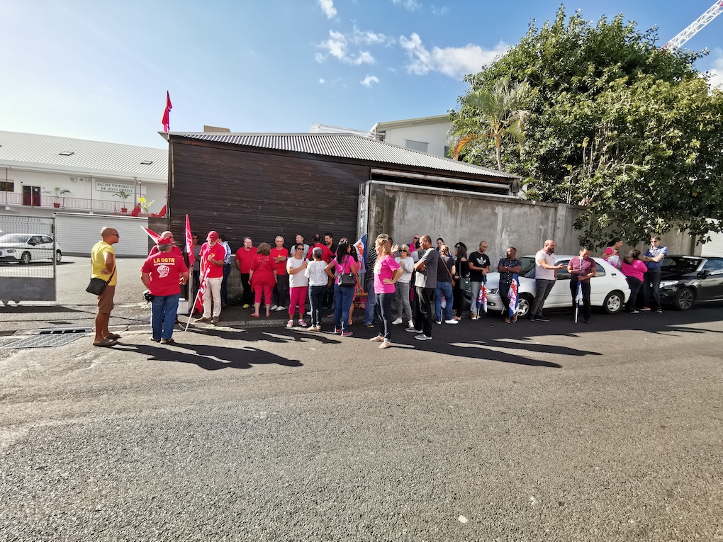 ▶️ Un piquet de grève inter-syndicaliste contre la reforme Darmanin