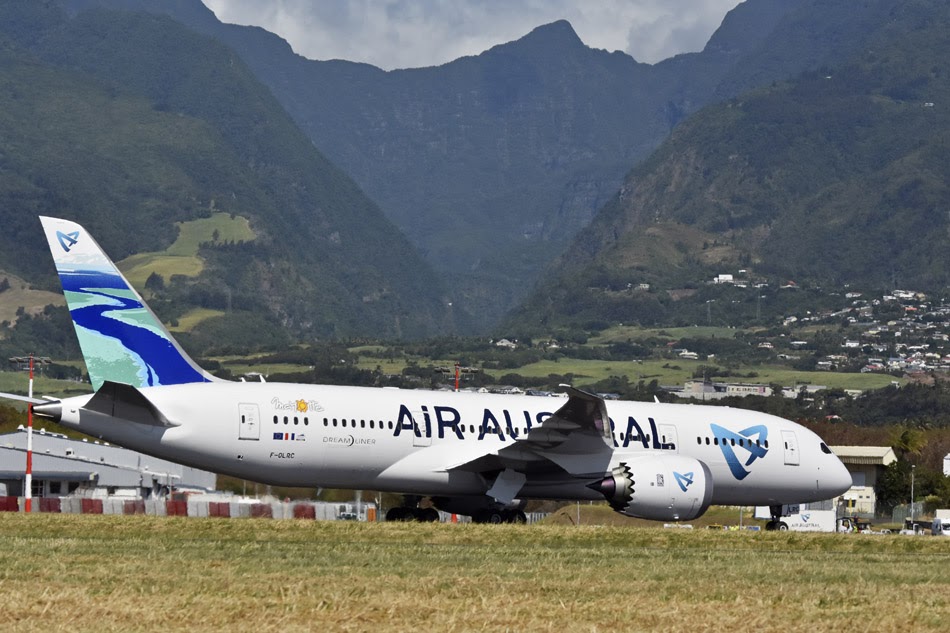Air Austral propose une alternative aux passagers naufragés de XL Airways