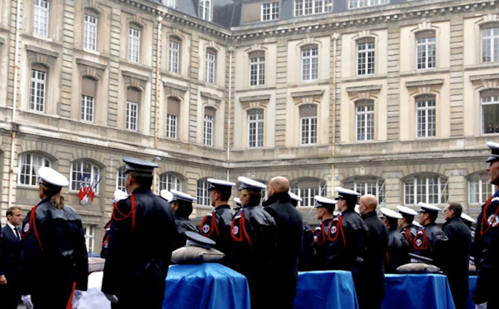 Attentat à la préfecture de Police de Paris: 5 personnes de l'entourage du tueur interpellées