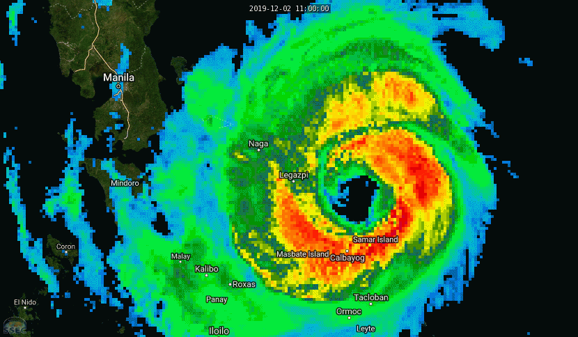 CYCLONES: l'oeil du typhon Kammuri passe sur Legazpi aux Philippines avec des rafales estimées à 260km/h