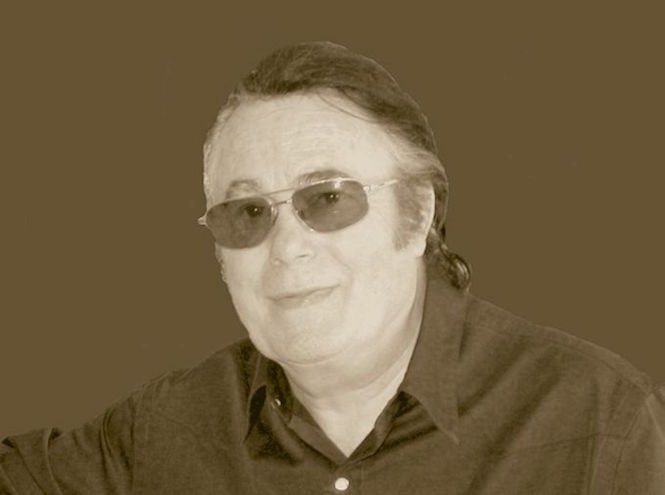 Le chanteur Alain Barrière est mort