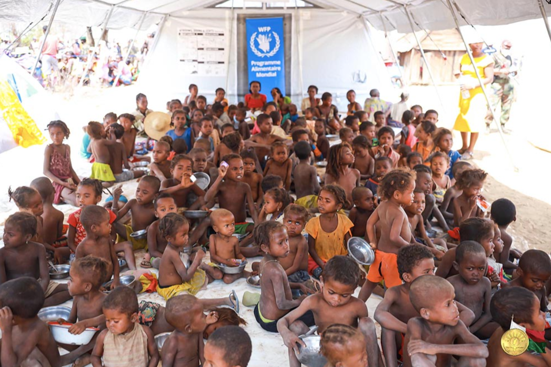 Andry Rajoelina au chevet des habitants victimes de malnutrition dans le sud de Madagascar