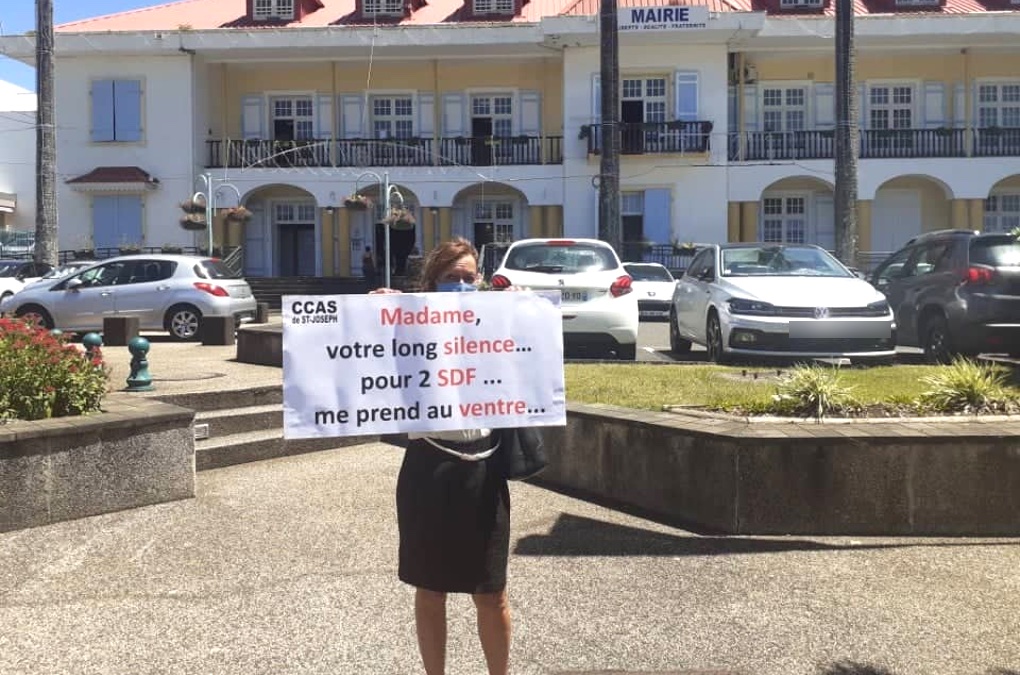 L'association Amour Désintéressé/DA mobilisée devant le CCAS de Saint-Joseph