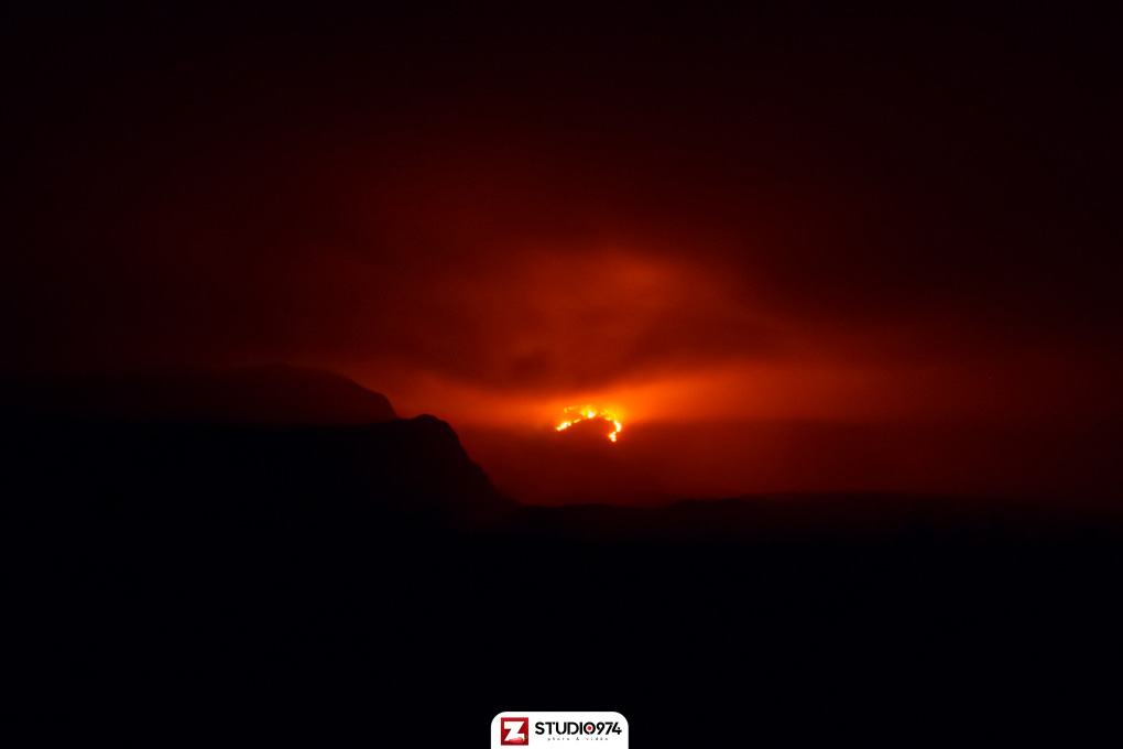 Photos : La coulée brille de mille feux dans les Grandes Pentes
