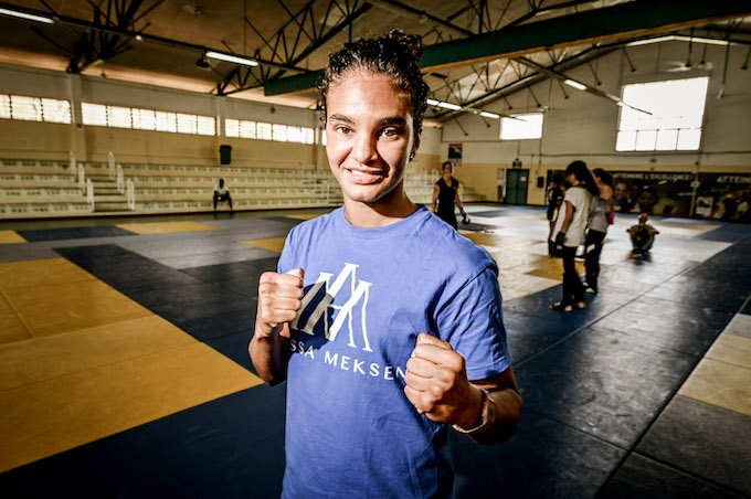 Retour en images : La championne de boxe Anissa Meksen délivre ses précieux conseils