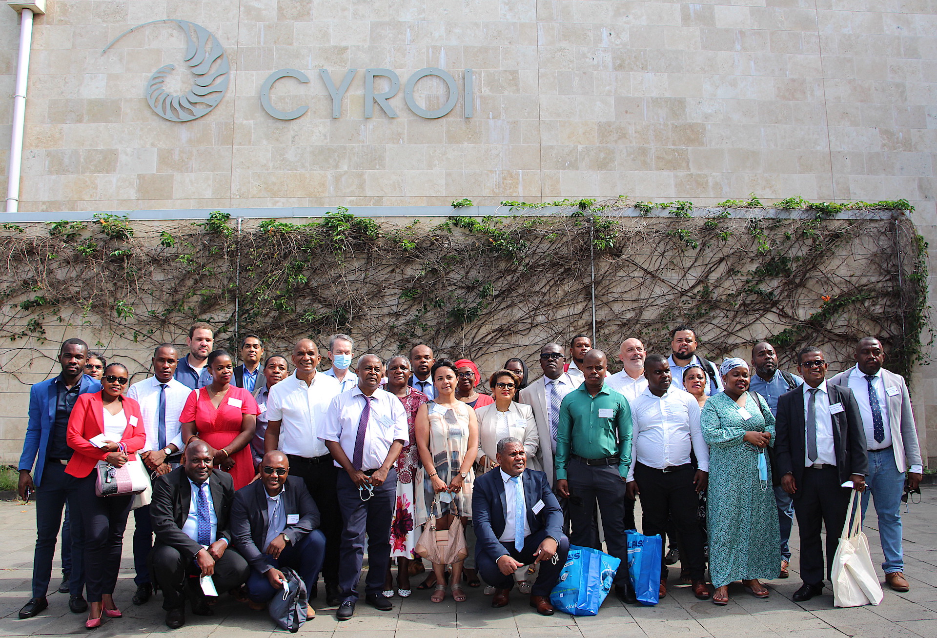 La visite du Cyroi a suscité un gros intérêt de la part de nos amis mahorais et malgaches
