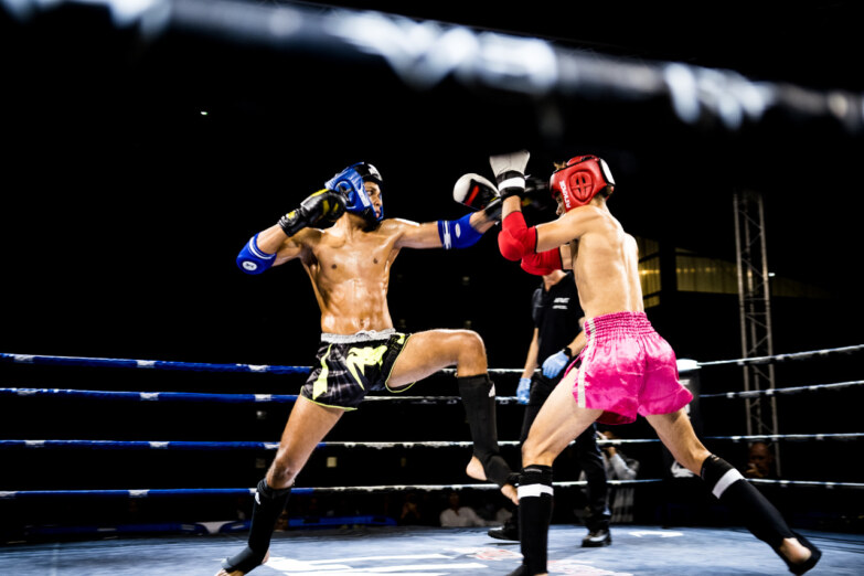 Retour en images sur le Thaï Boxing show au gymnase du lycée Saint-Paul IV