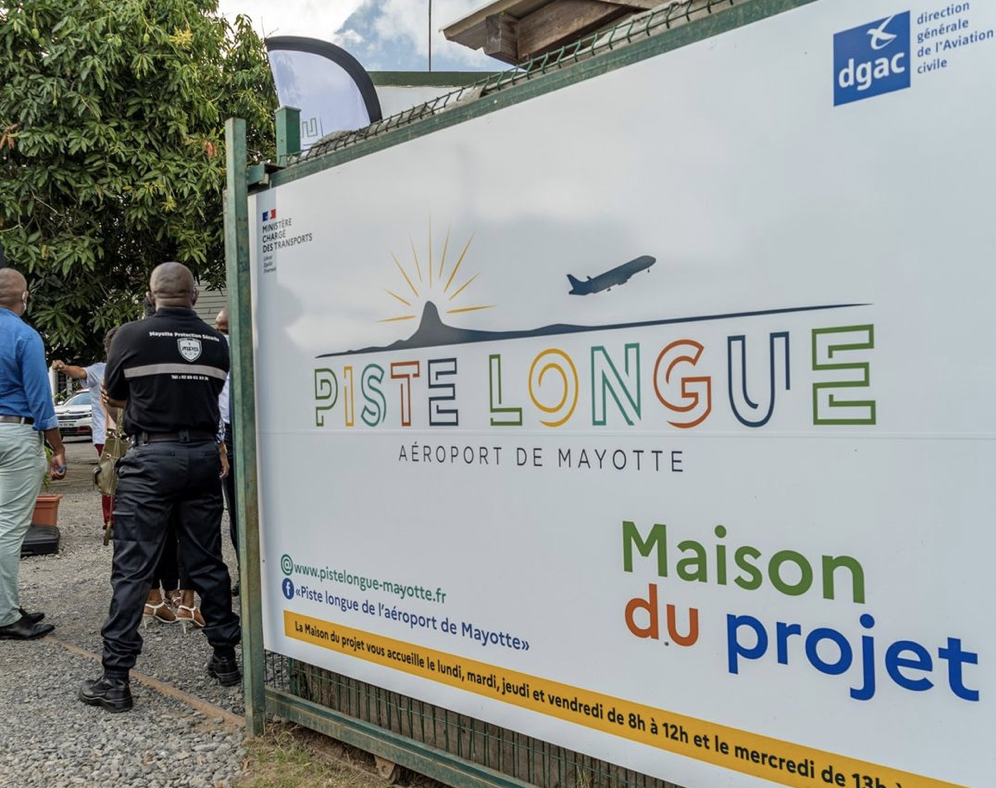 Aéroport de Mayotte : Petite-Terre rappelle l’engagement pris par Macron