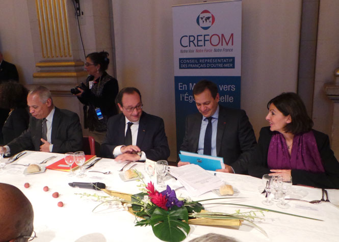 Le premier dîner du CREFOM à Paris invite François Hollande