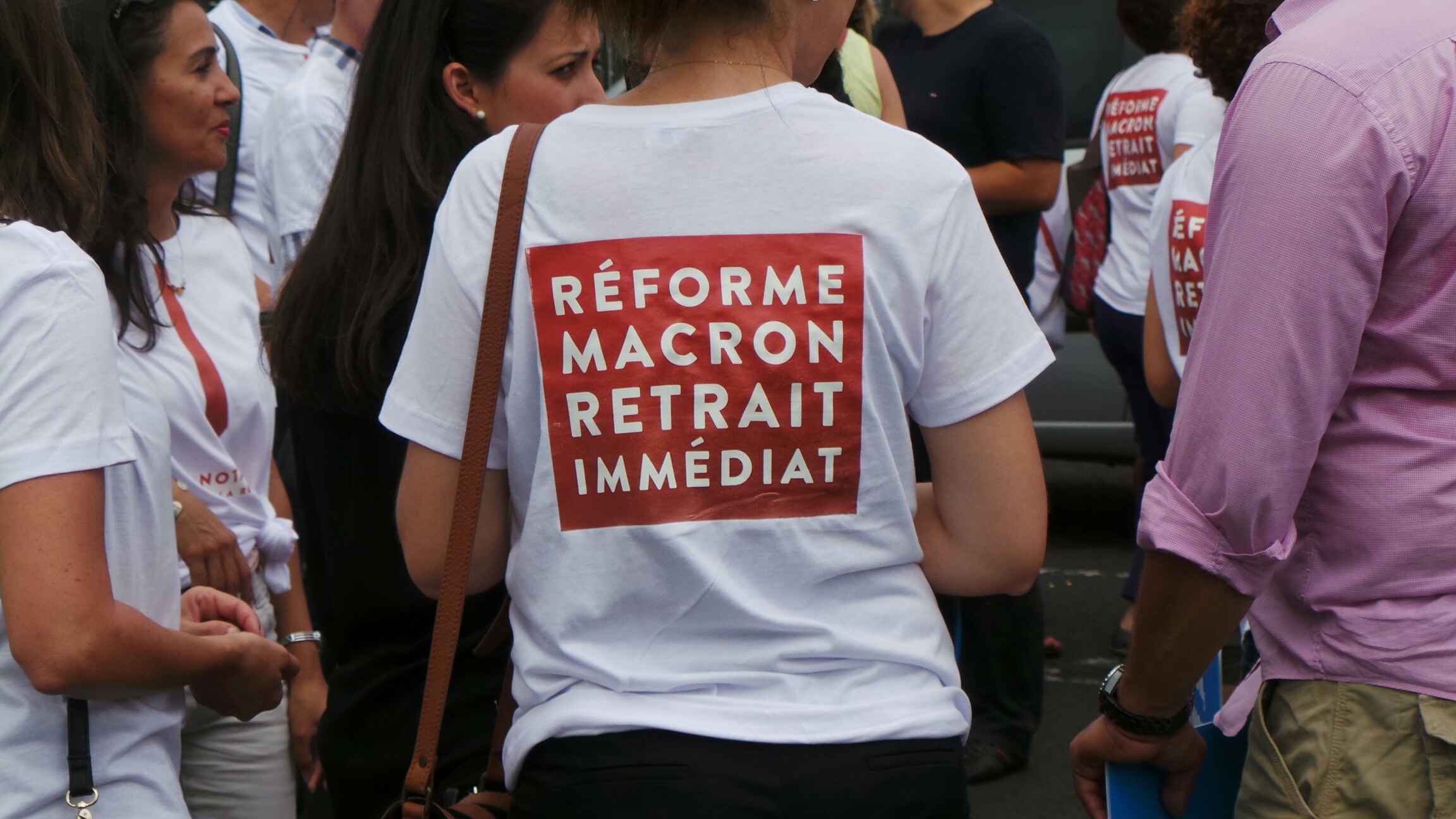 Les notaires de la Réunion dans la rue contre la loi Macron