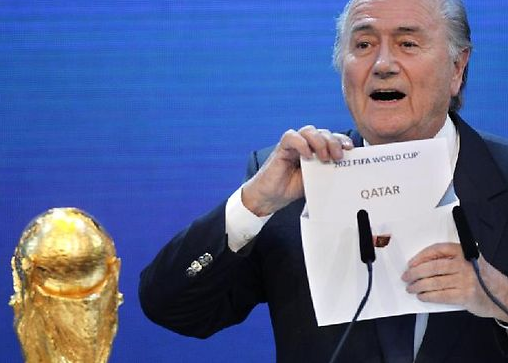 Coupe du monde au Qatar : Sepp Blatter accuse Nicolas Sarkozy