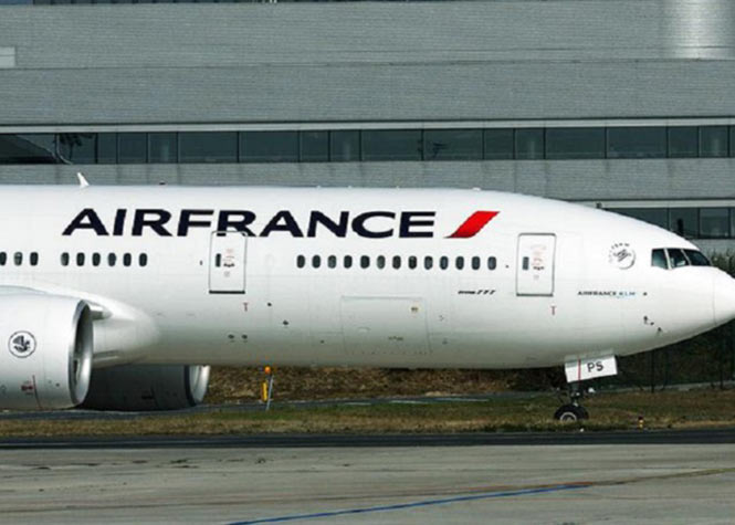Malaisie : Un vol d'Air France retardé de 24 heures, le personnel naviguant bloqué après une session surf à Bali