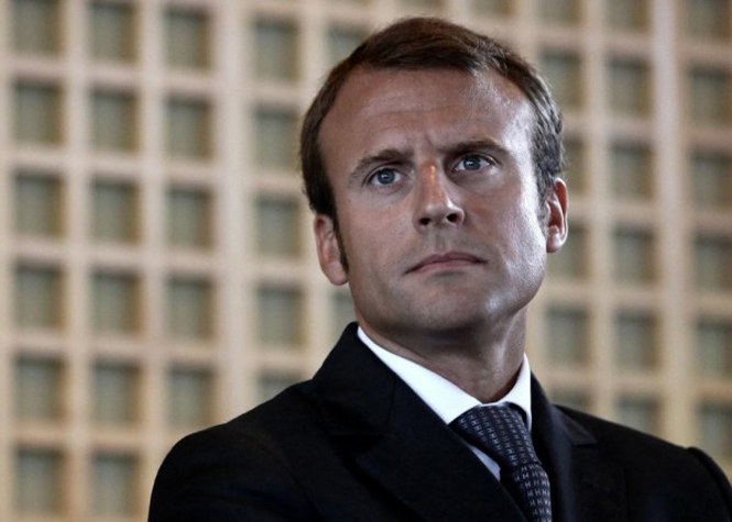 E. Macron nuance ses propos sur le statut des fonctionnaires