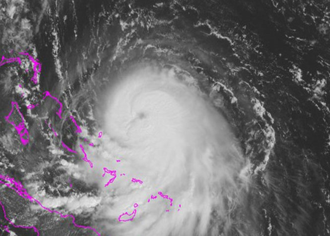 L'ouragan Joaquin menace les Bahamas