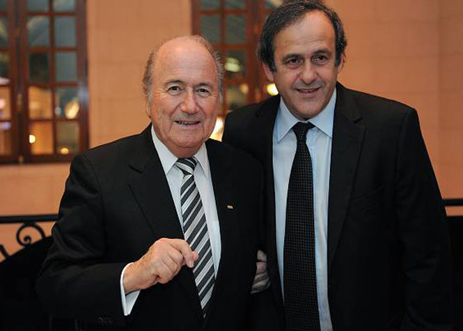 FIFA : Sepp Blatter et Michel Platini suspendus provisoirement