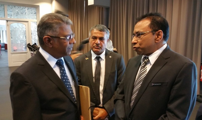 Ibrahim Patel a accueilli le ministre de l'Industrie et du Commerce mauricien, Ashit Kumar Gungah (@CCIReunion)