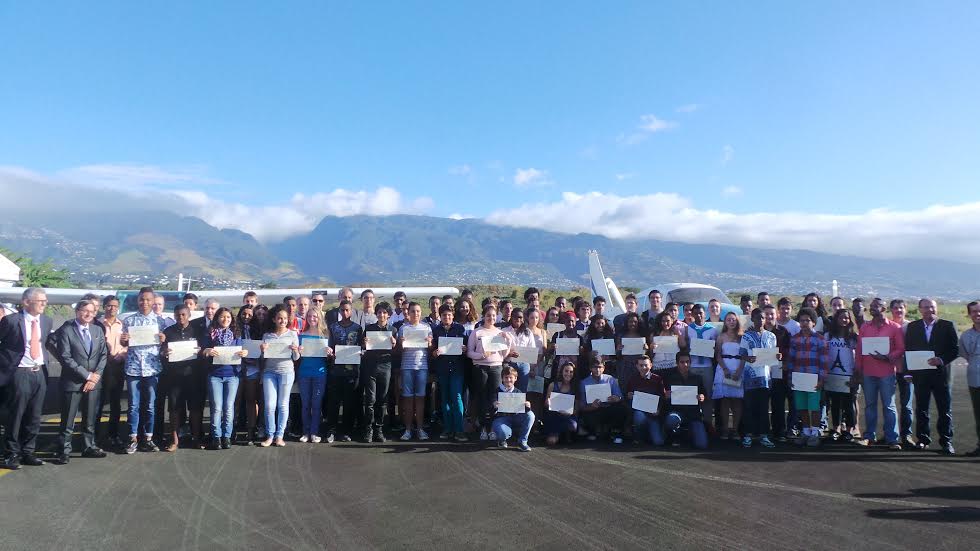 73 jeunes reçoivent leur brevet d'initiation aéronautique 