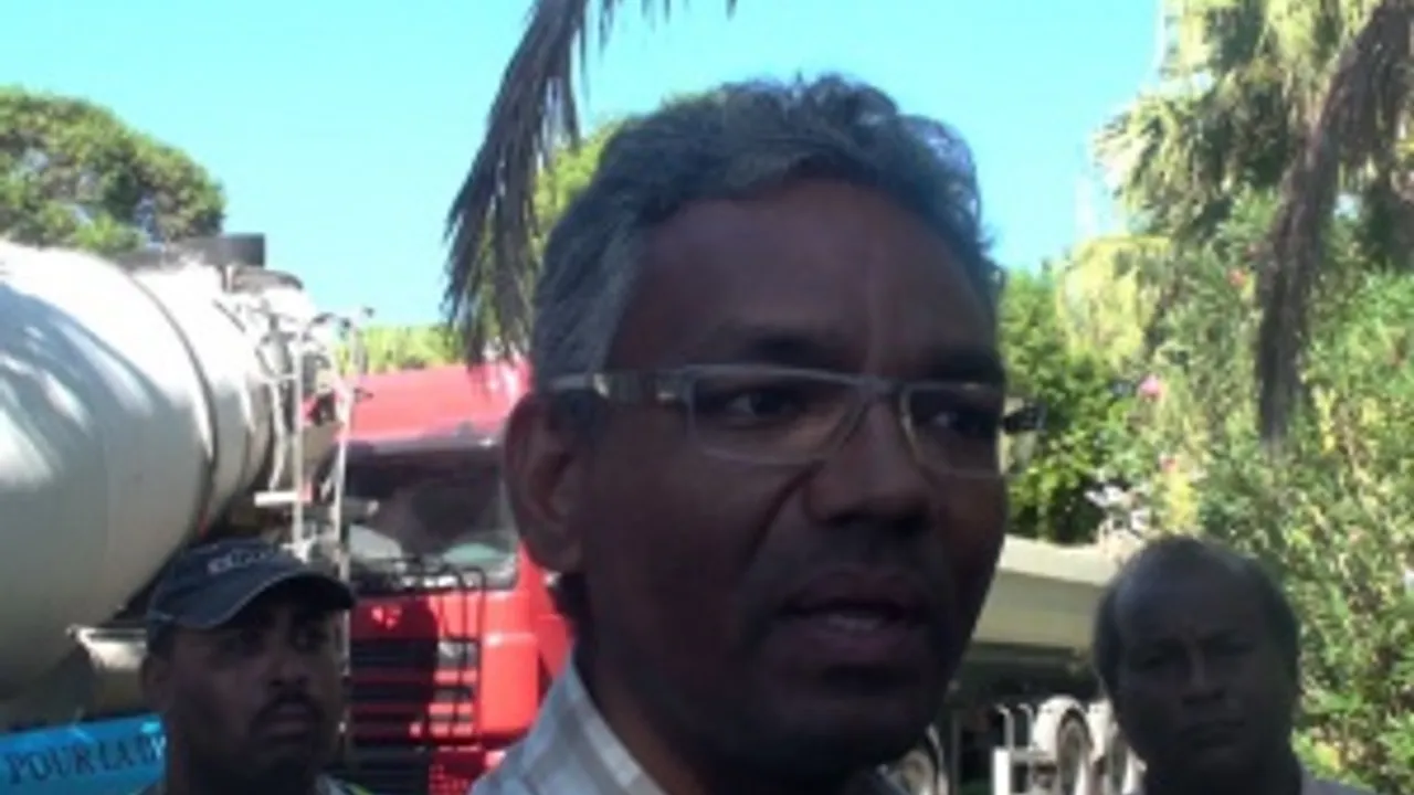 1803880-2456546