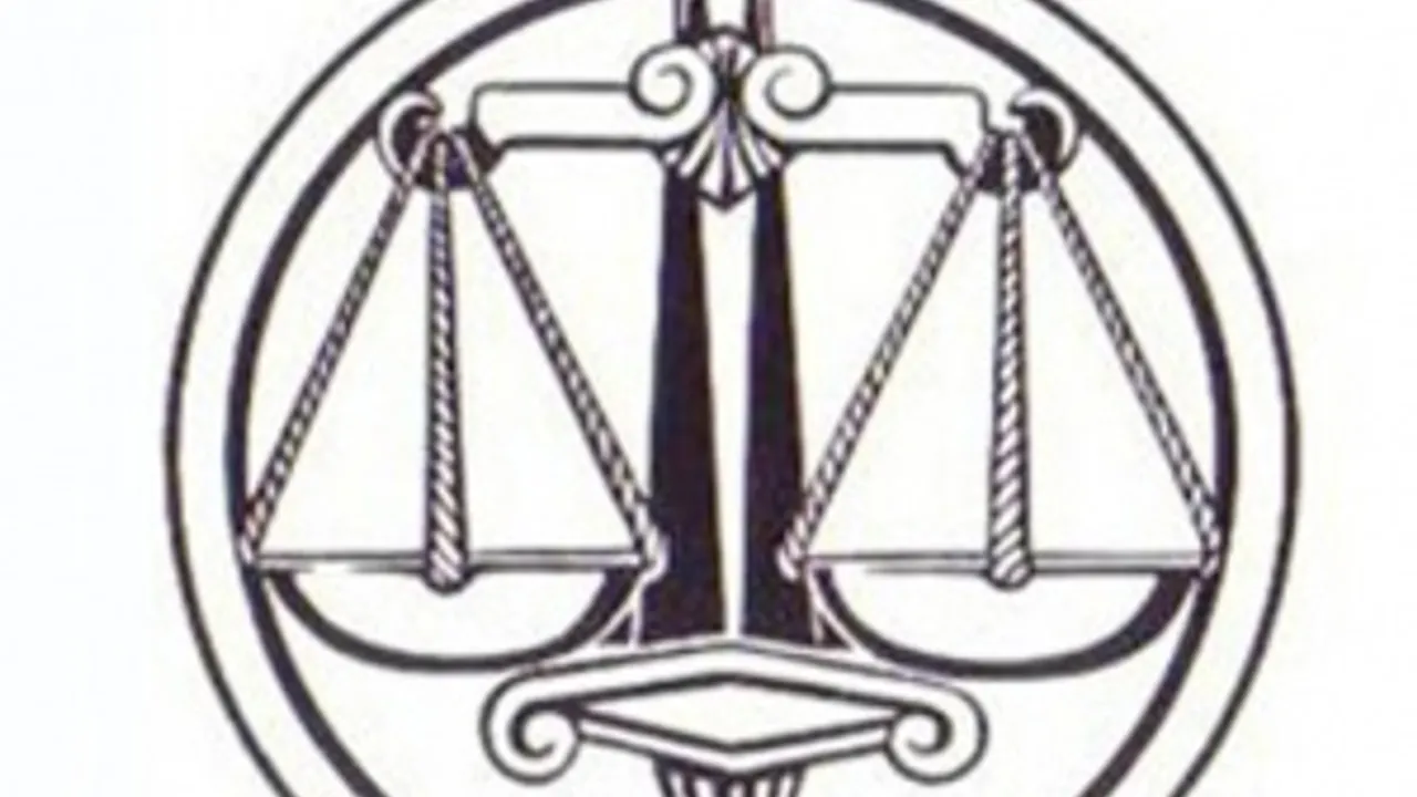 2372339-3321181