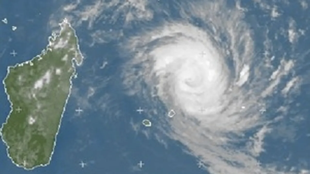 3820178-5724048
