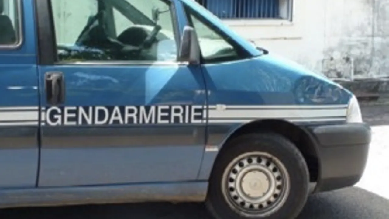 4424494-6650967