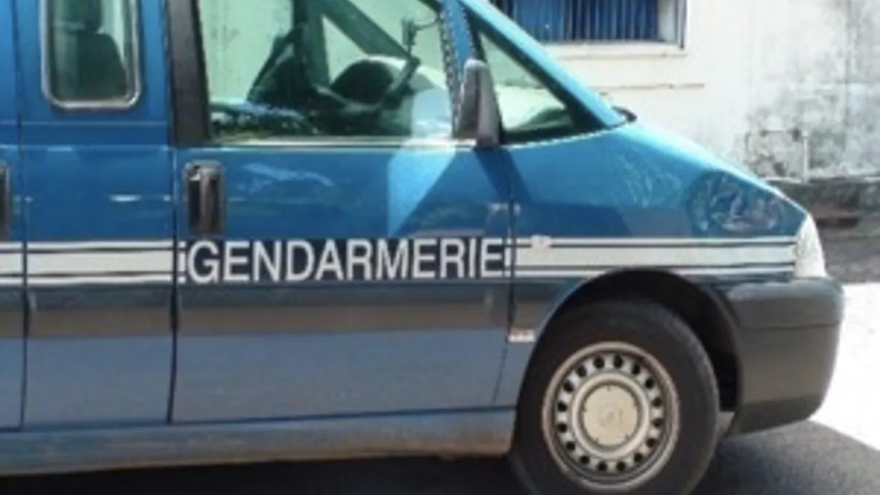 4748478-7097519