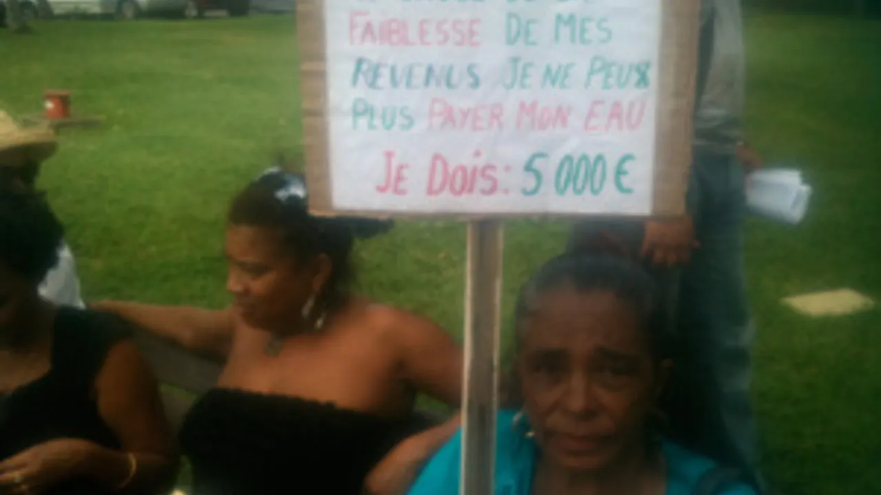 5331571-7956196